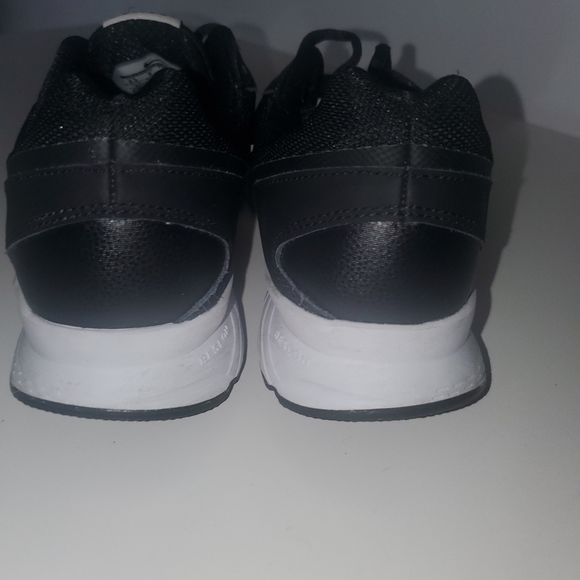 Nike WMNS AIR Relentless Athletic shoes - Picture 5 of 9